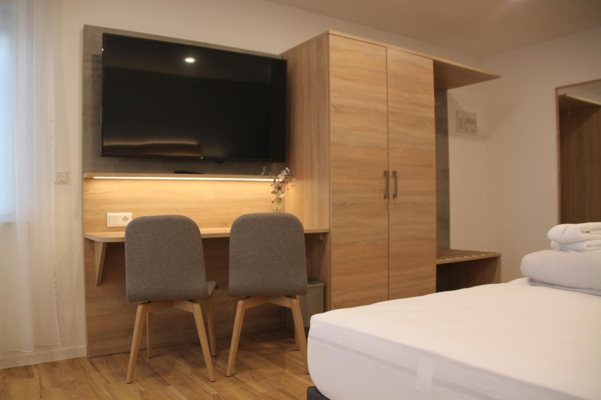 Hotel & Restaurant Am Kirschberg Alten Buseck Extérieur photo