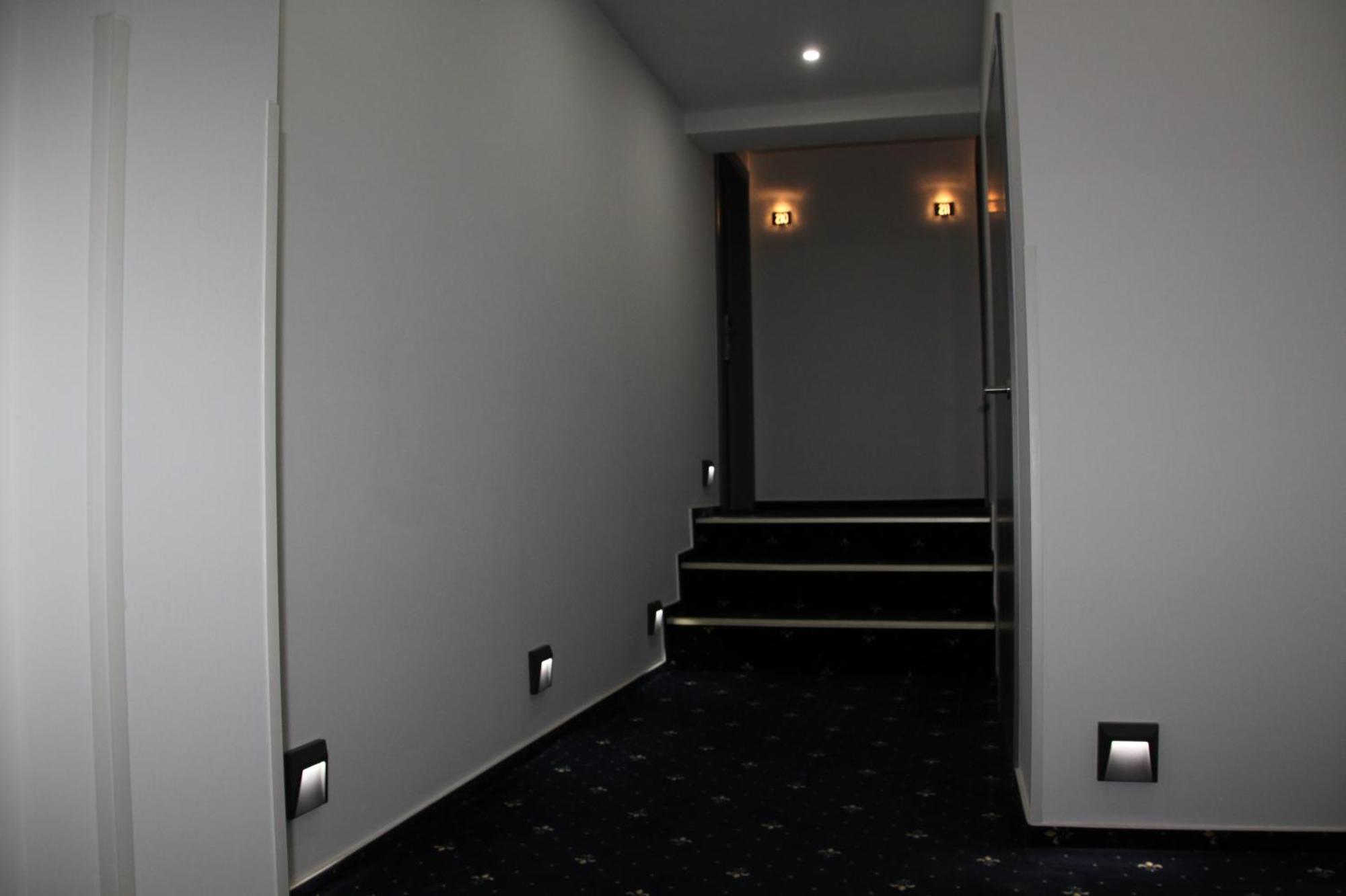 Hotel & Restaurant Am Kirschberg Alten Buseck Extérieur photo